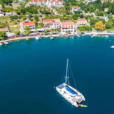Holiday-home-with-private-heated-pool Dubrovnik
