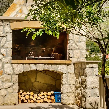 Holiday-home-with-private-heated-pool Apartment Dubrovnik
